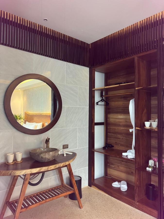 Minawa Kenhga Resort & Spa Ниньбинь Экстерьер фото