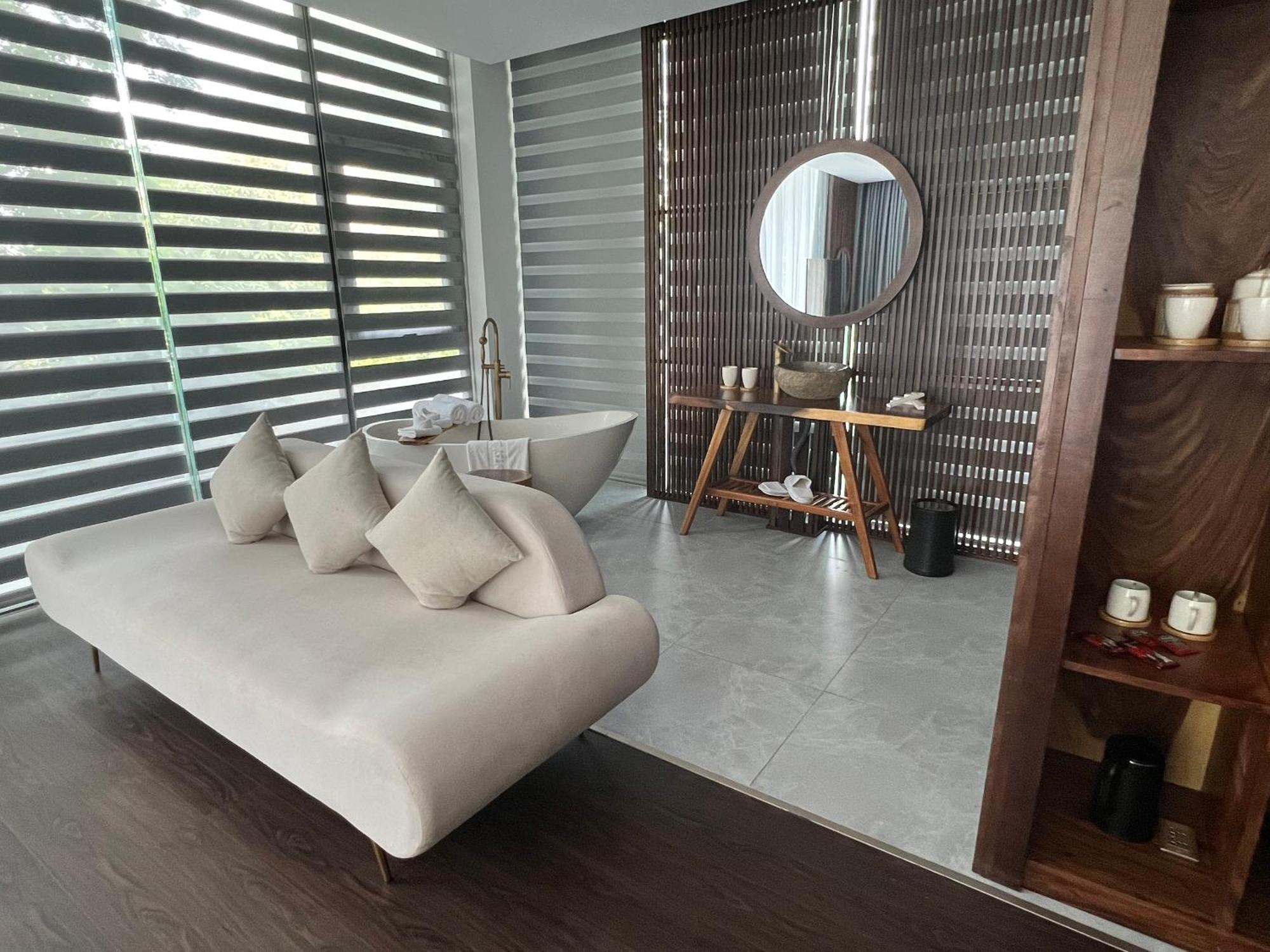 Minawa Kenhga Resort & Spa Ниньбинь Экстерьер фото